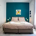 Garibaldi 136 بيت ضيافة 4*