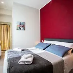 Garibaldi 136 بيت ضيافة 4*